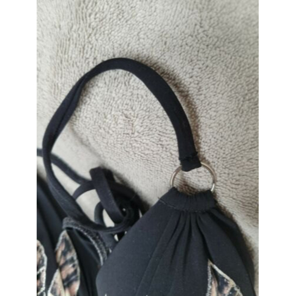 NWT Wet 2-Piece Bikini Black Silver Feather Ombre Detail Triangle Top Size XS - Picture 8 of 8